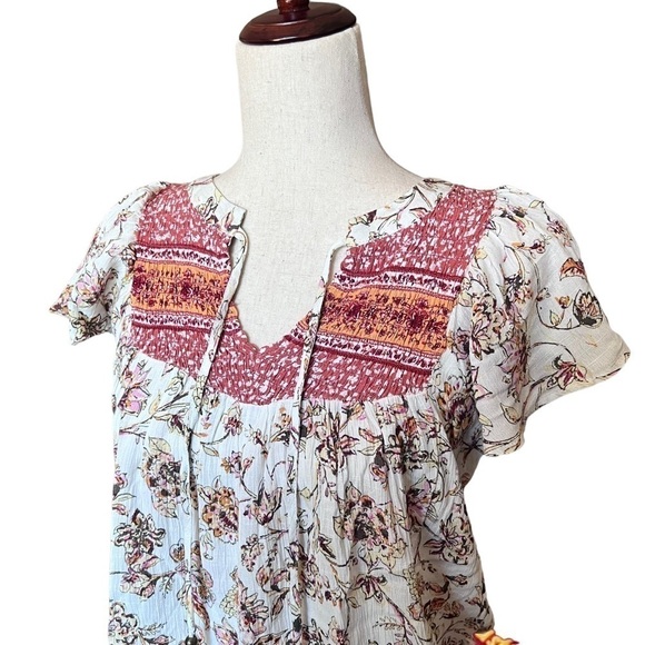 Maurices Flutter Sleeve Peasant-Style Blouse. Size: Small - Picture 2 of 12